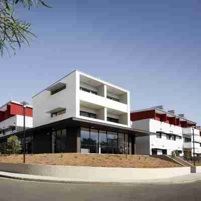 Western Sydney University Village- Parramatta Campus Hotel Exterior