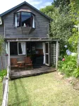 Grafton Cottage & Chalets Hotels in Thames