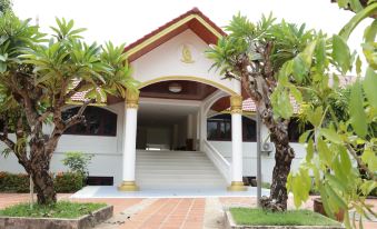 Champasak Palace Hotel - Housity