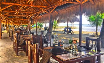 Cove Paradise Beach & Dive Resort - Housity