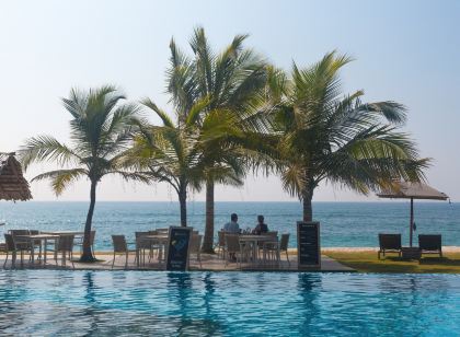 Sri Sharavi Beach Villas & Spa - with 43 Metre Saltwater Infinity Pool