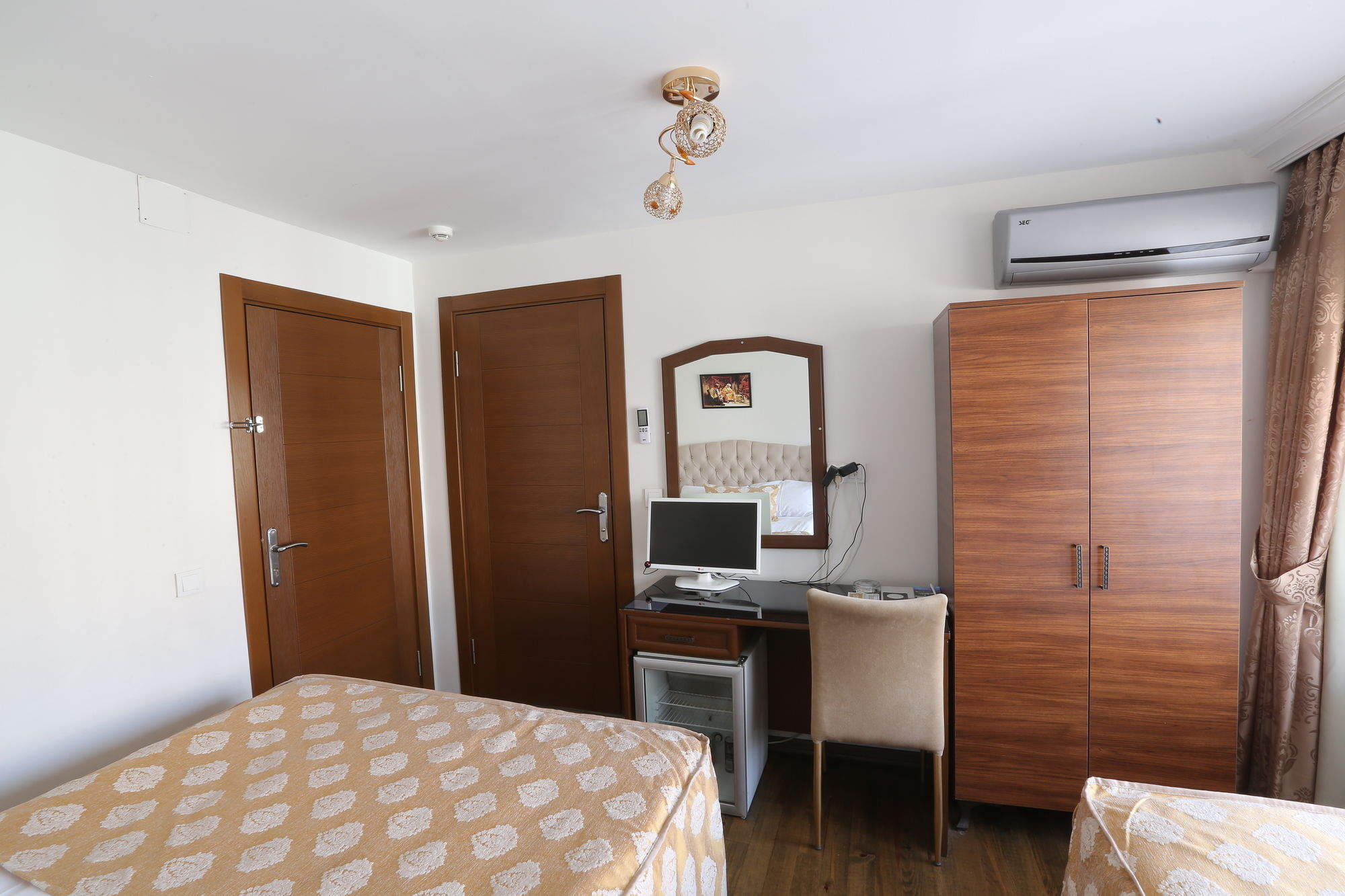 Hotel Ankatra