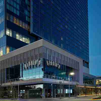 Marriott Marquis Houston Hotel Exterior