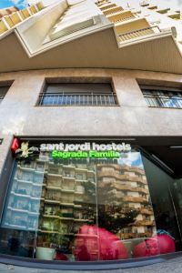 Popular Hotels near Nike Factory Store Parque Montigala, Badalona (from SGD  24) | Trip.com