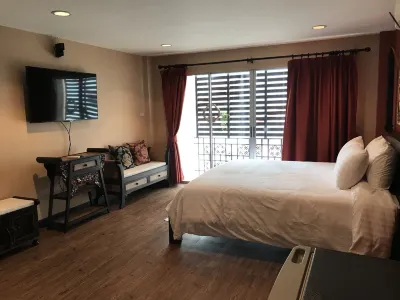 Rooftop Room Отели в г. 