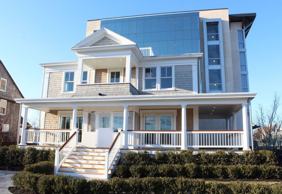 The Preston House and Hotel