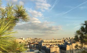 Apartment with 3 Bedrooms in Paris, with Wonderful City View, Enclosed