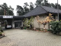 Hotel am Weißdornbusch فنادق في Gifhorn