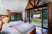 Phayamas Private Beach Resort and Island Brew - Adults Only Hôtels à : Ko Phayam