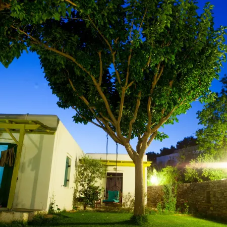 Palatiana Agriturismo-Philoxenia Cottages Retreat Отели рядом с достопримечательностью «Коурос Меланон»