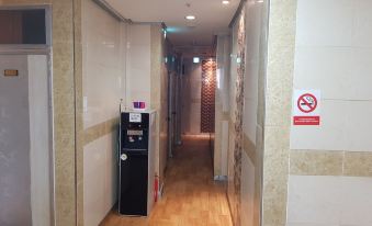 Songpa Hostel