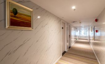 7 Days Inn - Housity