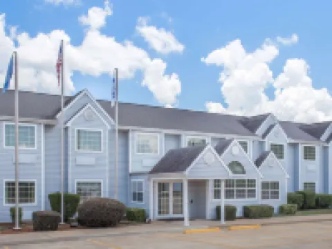 Microtel Inn & Suites by Wyndham Broken Bow Hotels in Broken Bow
