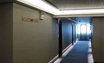 Emperor Hotel