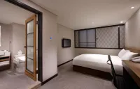 Royal Inn Taipei Nanxi - MRT Zhongshan Station Hotels in Taipei