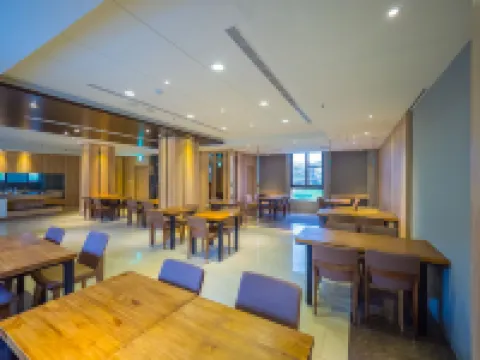 วี โมเทล - เฟิงซาน โรงแรมใกล้สถานี Caoya Station