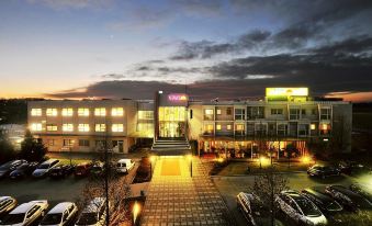 Hotel Vivat - Housity