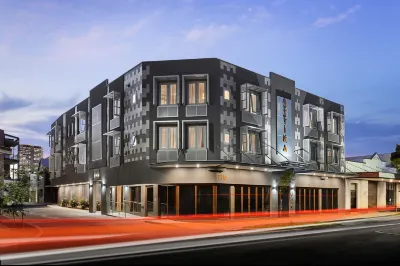 Attika Hotel Hotels in Inglewood