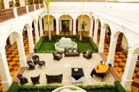 Hotel la Perla Leon Hotels in Леон