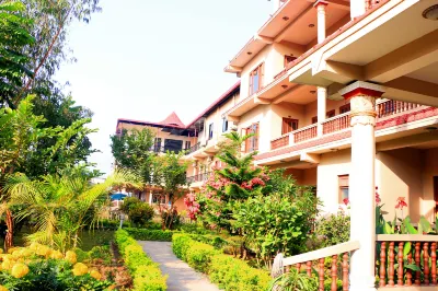 Hotel Royal Safari pvt ltd Các khách sạn gần Chitwan Jungle Safari