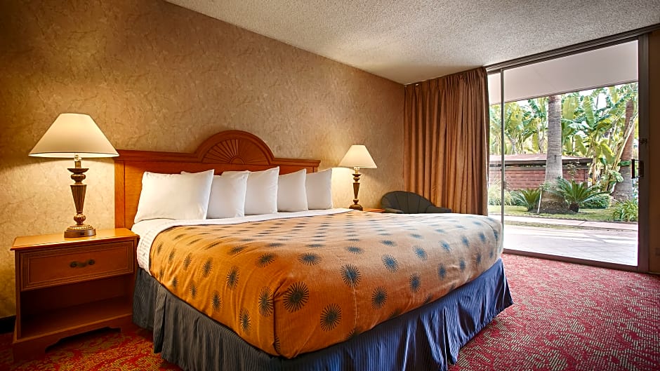 SureStay Plus Hotel by Best Western Bakersfield North