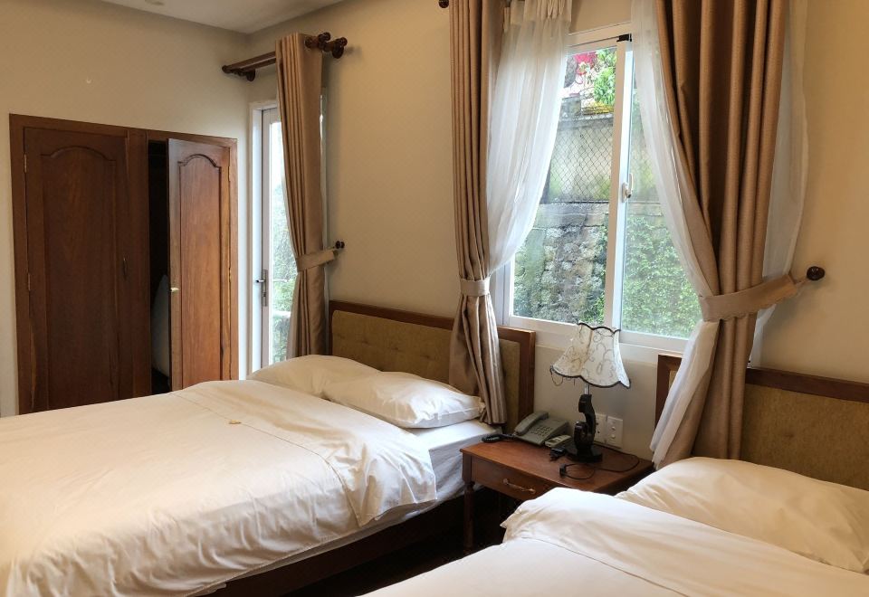 Dreams Hotel