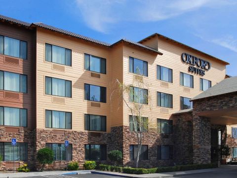 Oxford Suites Chico