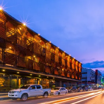 Srisuksant Square Hotels near Krabi Walking Street