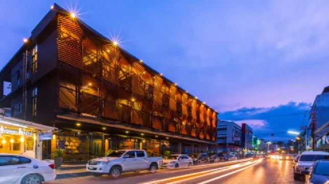 Srisuksant Square Hotels near Krabi