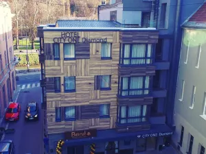 Apeiro City Avant-Garde Hotel