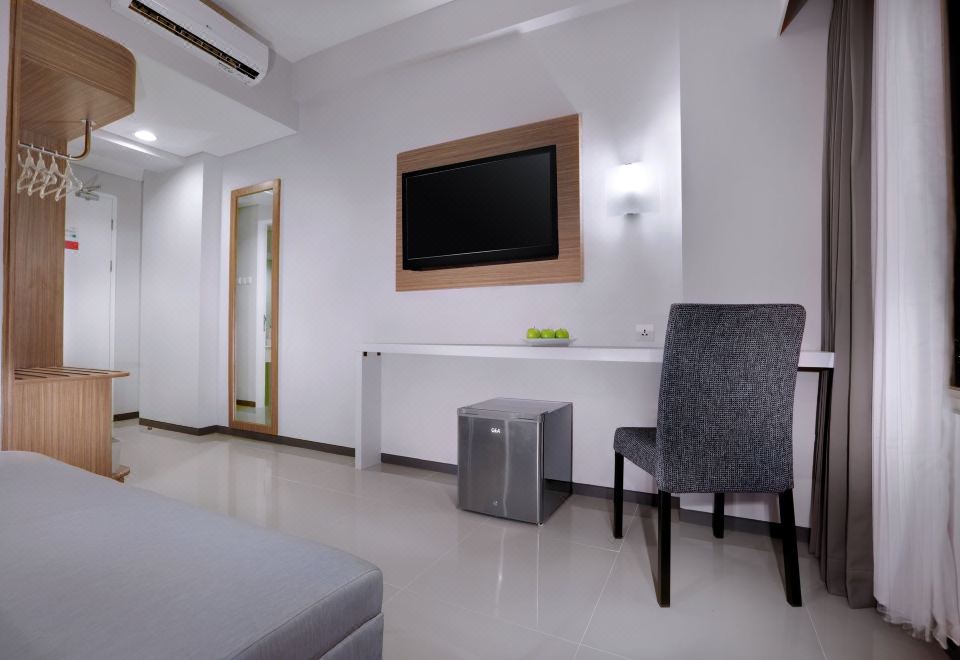 페이브호텔 룽쿳 침대 사진