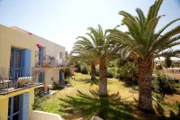 Hotel Scaleta Beach فنادق في Skaleta
