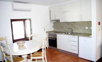 Apartment with One Bedroom in Aldeia Nova, with Pool Access, Enclosed Garden and Wifi