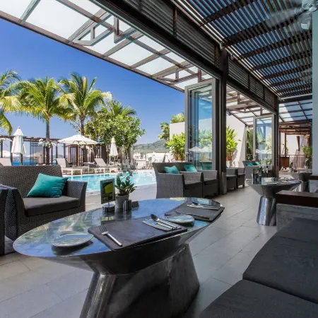 Cape Sienna Gourmet Hotel & Villas