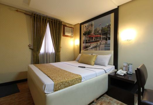 유로텔 페드로 길 외관