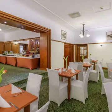 Hotel Hetman Отели рядом с достопримечательностью «Галерея Ле Герн»