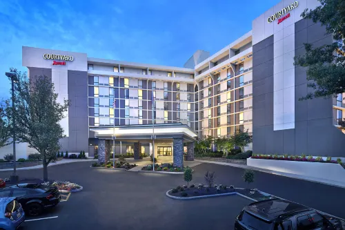 Courtyard Philadelphia City Avenue Hotels in Bala-Cynwyd