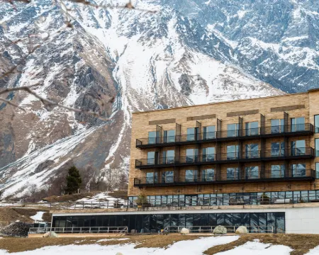Rooms Hotel Kazbegi Hotels in Stepantsminda