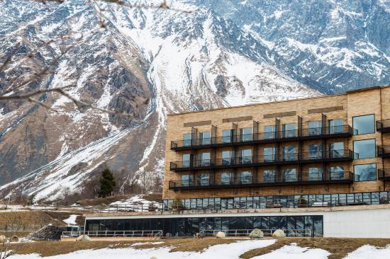 รีวิวRooms Hotel Kazbegi - โปรโมชั่นโรงแรม 4 ดาวในStepantsminda | Trip.com