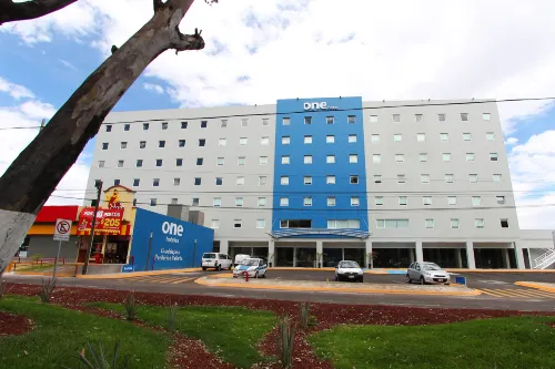 One Guadalajara Periferico Poniente Hotels in Zapopan