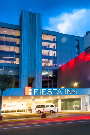 Fiesta Inn Tlalnepantla Отели в г. Тлалнепантла