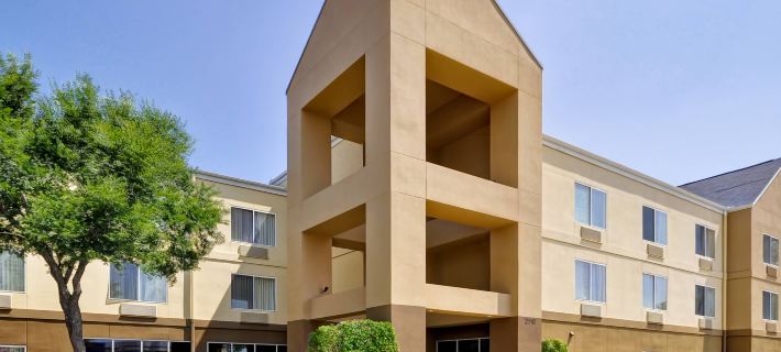 Fairfield Inn & Suites Dallas Medical/Market Center Hotels in Dallas