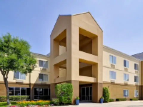 達拉斯醫療/市場中心萬楓酒店 鄰近納沙爾雕刻中心的酒店