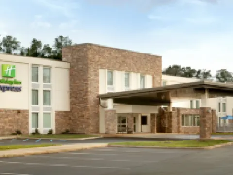 ホリデイ イン エクスプレス ウィリアムズバーグ ブッシュ ガーデンズ エリア by IHG ウィリアムズバーグのホテル