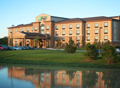 Holiday Inn Express Hotel & Suites Wichita Northeast, an IHG Hotel