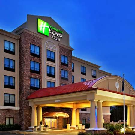 Holiday Inn Express & Suites LA PLACE by IHG