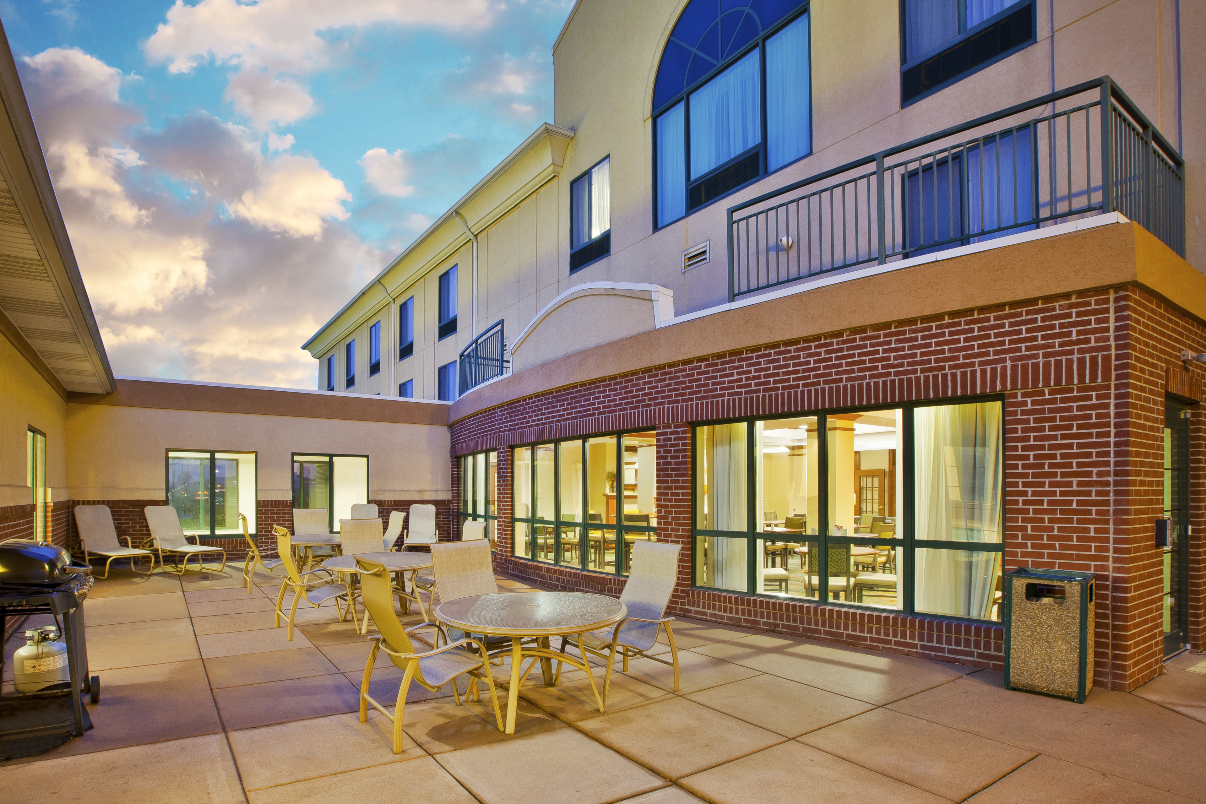 Holiday Inn Express Hotel & Suites Bryan-Montpelier, an Ihg Hotel