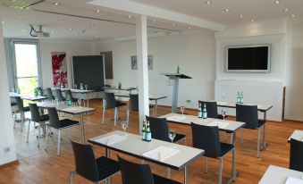 Qube Hotel Bergheim