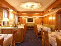 Hotel Ochsen Hotels near Wangen