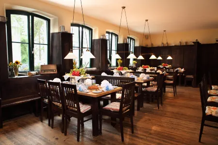 Hubertushöhe Отели в г. Пентлинг